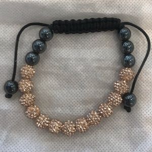 Beaded adjustable bracelet